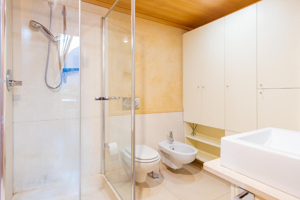 Colibri Lakeview Apartment Беладжо Екстериор снимка